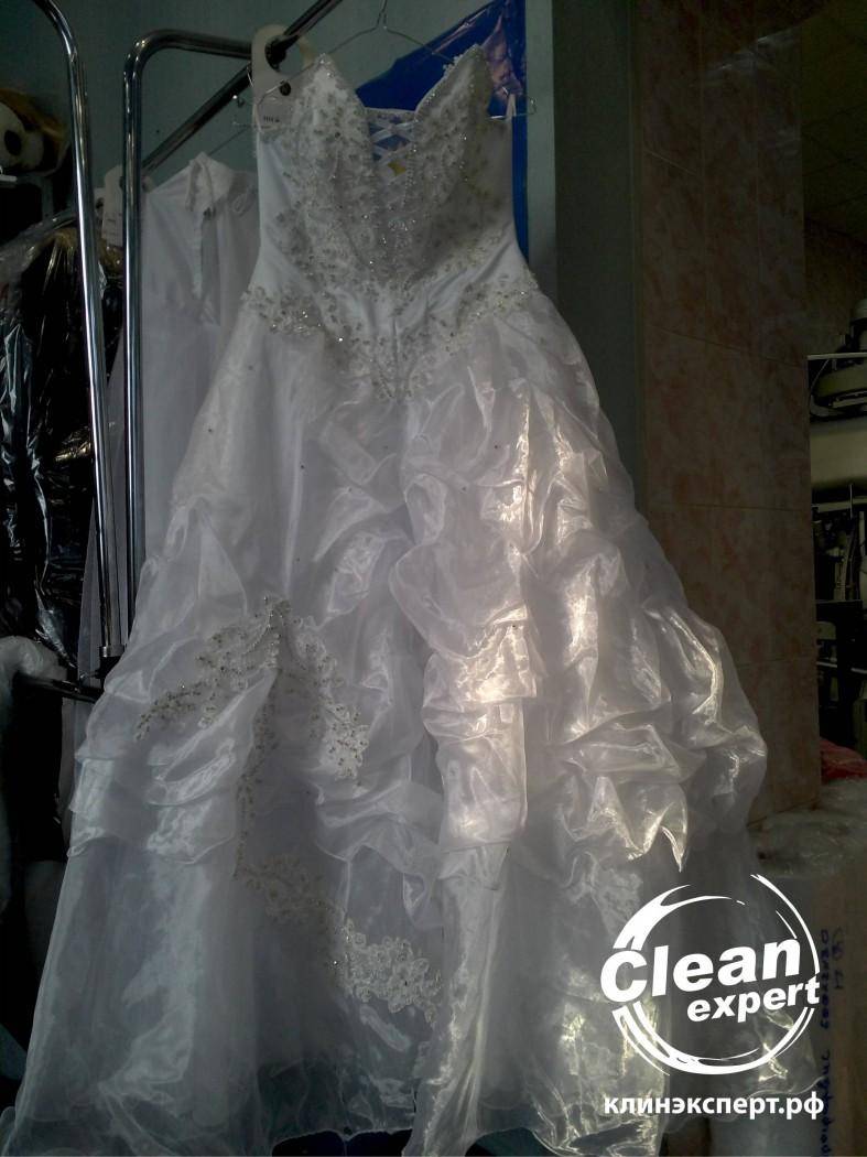 Как постирать свадебное платье в домашних условиях без химчистки