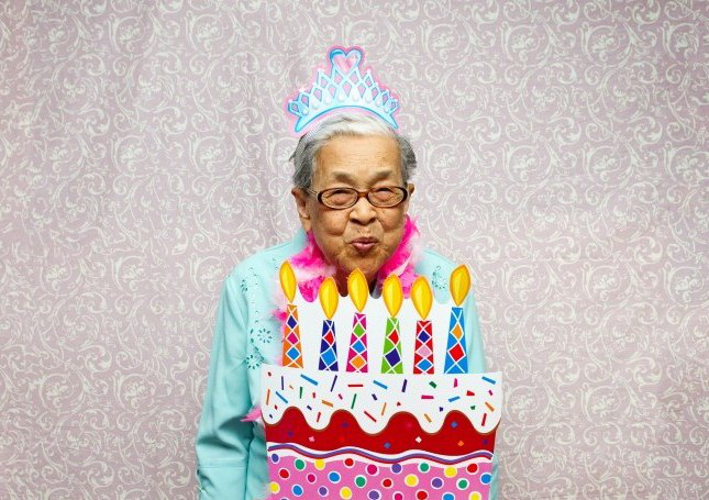 13 идей подарков бабушке на восьмидесятилетие - что подарить бабуле на 80 лет