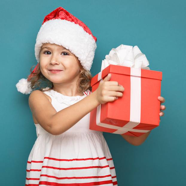Что подарить ребенку на новый год 2021 - лучшие идеи подарков