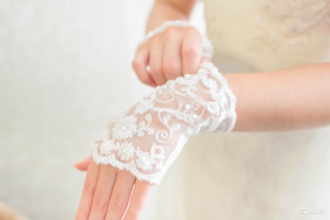 Перчатки на свадьбу - акцент в образе невесты - hot wedding blog