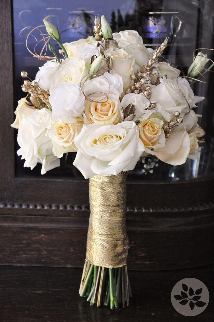 Букет невесты растрепыш: фото, цветовая палитра (белый или яркий), подходящие для растрепанной композиции цветы, флористические идеи