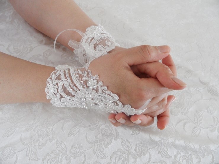 Свадебный ресурс :: статьи :: ручки в кружеве. нужны ли свадебные перчатки